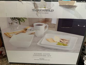 16 piece dinnerware Set