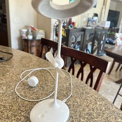 LED Desk Lamp with Fan Reading Light (White, Built-in Fan)