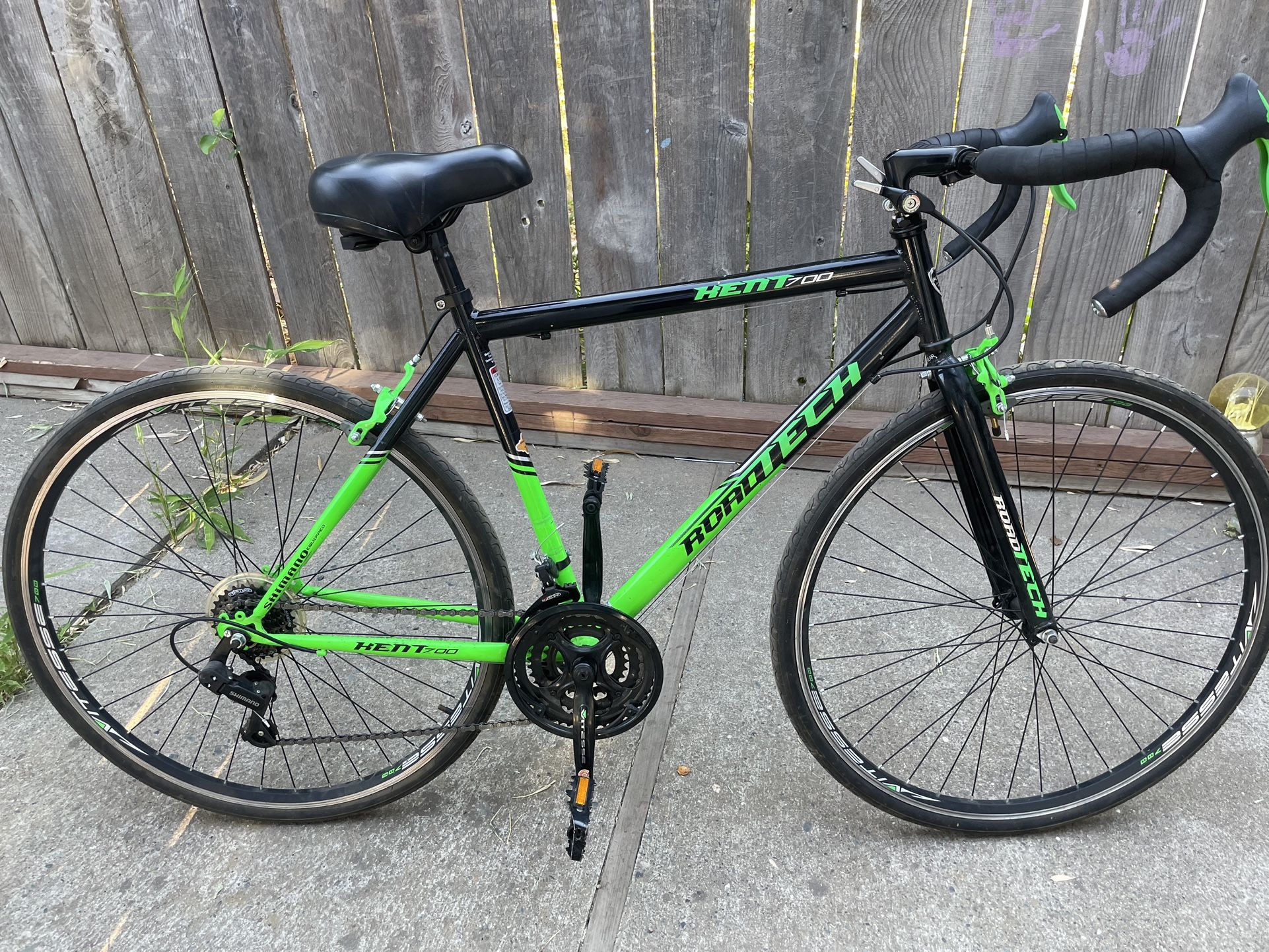 Sport geared bicycle Green And Black