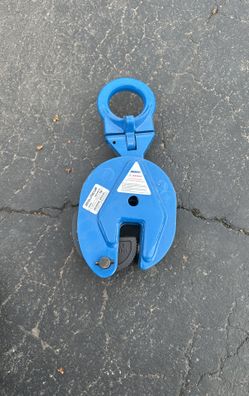 Vertical Lifting Clamp