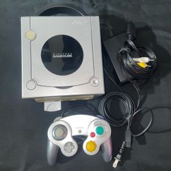Nintendo Gamecube Platinum Console DOL-001