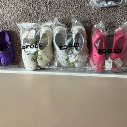 Classic sneaker Crocs Women’s 11 Brand NEW