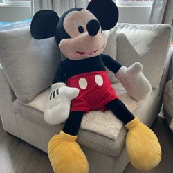 Giant Mickey 
