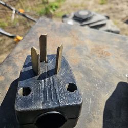 Free 220 V Connector 