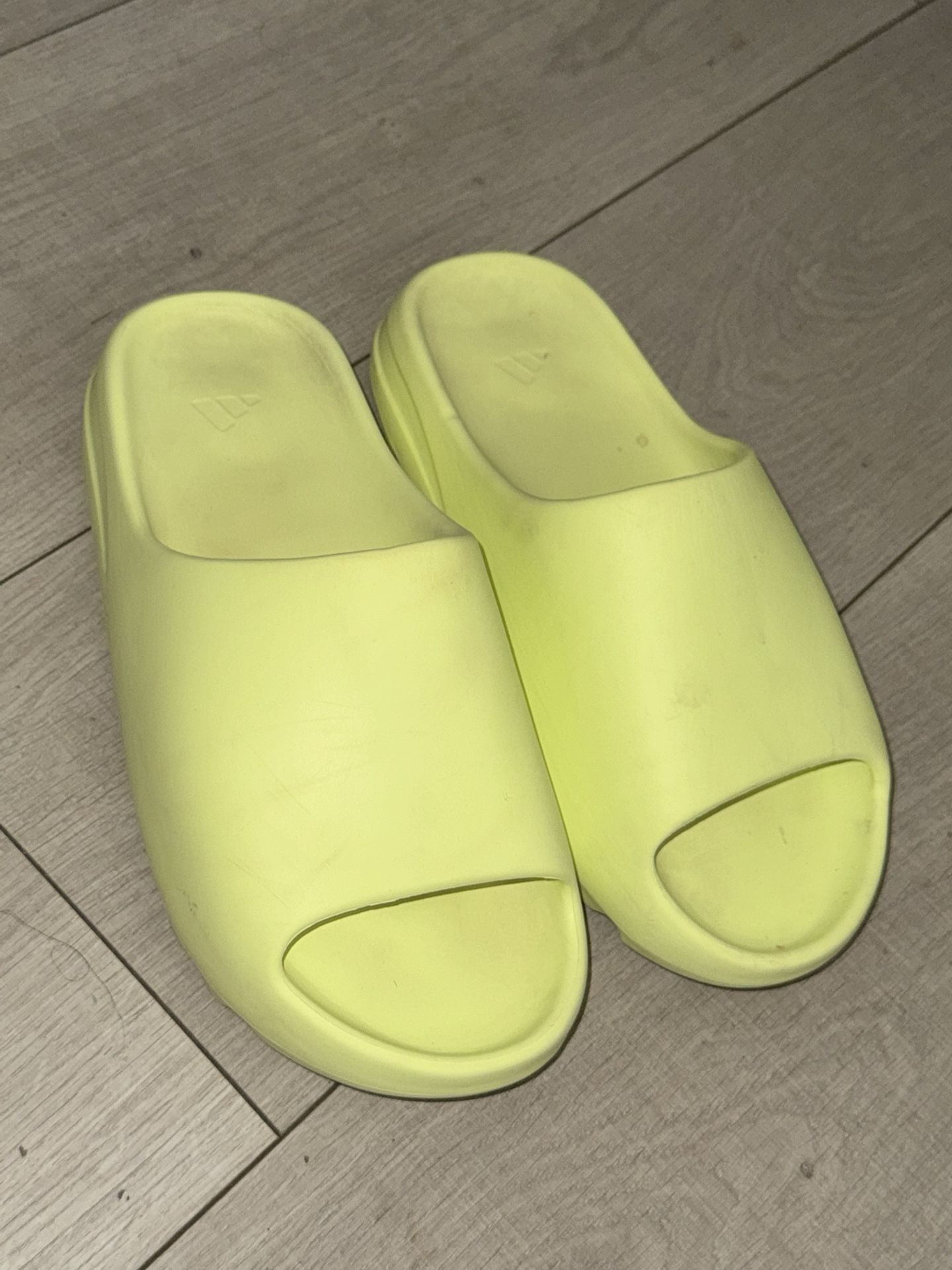 Yezzy slippers