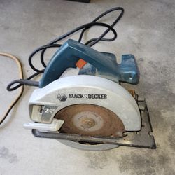 Black &Decker Saw!
