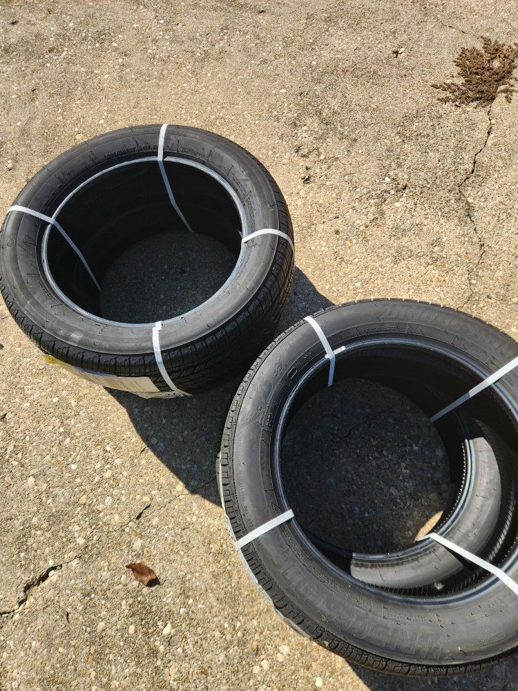 Bridgeton Turanza QuietTrack tires set of 4.