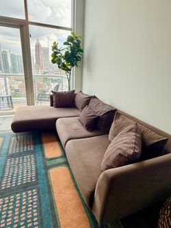 Modern Chaise Sectional - Excellent Condition