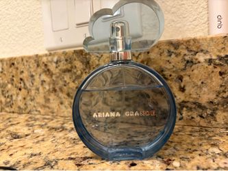 Ariana Grande Cloud Perfume