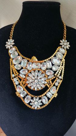 Collar/ Necklace