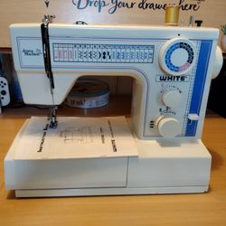 white sewing machine model 1777