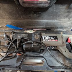 Sawzall With Case 