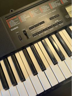 Casio LK-160 61-Key Lighted Keyboard Piano – Excellent Condition