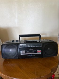 Panasonic Cassette AM / FM Radio