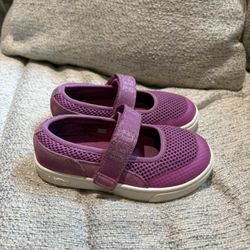 Girls Ugg Shoes Size 9c