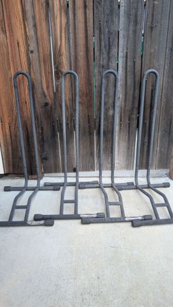 Four (4) Bike Superstands