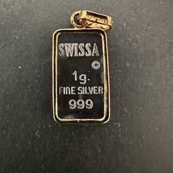 1 g. Swissa Pendant Necklace 