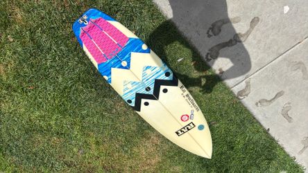 5’6” Rat Surfboard Dakine model