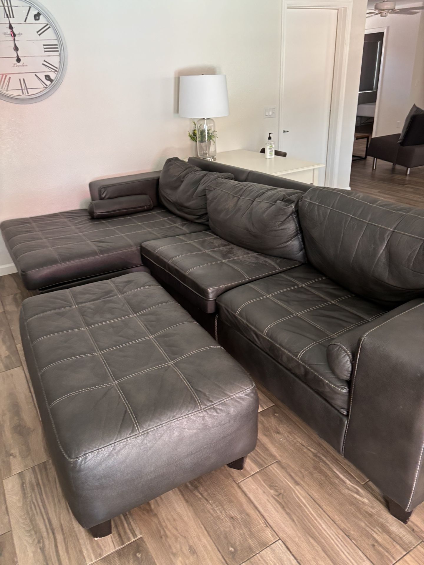 Sofa With Built In Chaise Lounge $160