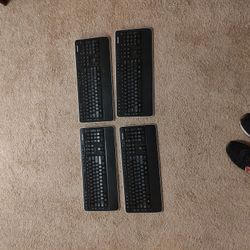 4 Microsoft Wireless Keyboards Mint Condition