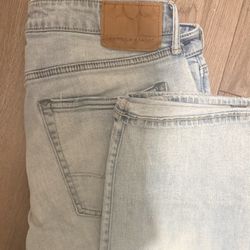 American Eagle Men’s Jeans 