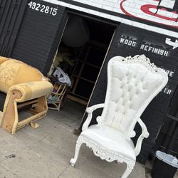 Reupholstery 🎈🎈🎈🎈🎈