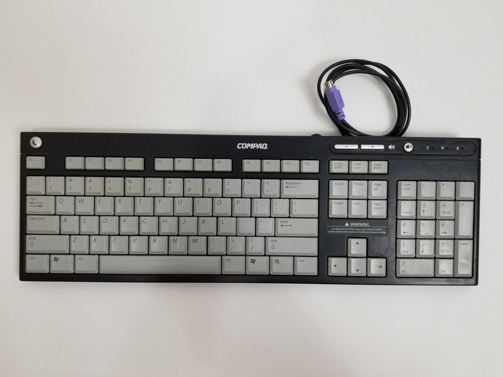 Compaq Genuine Slim PS/2 5137 Multimedia Computer Keyboard Corded QWERTY