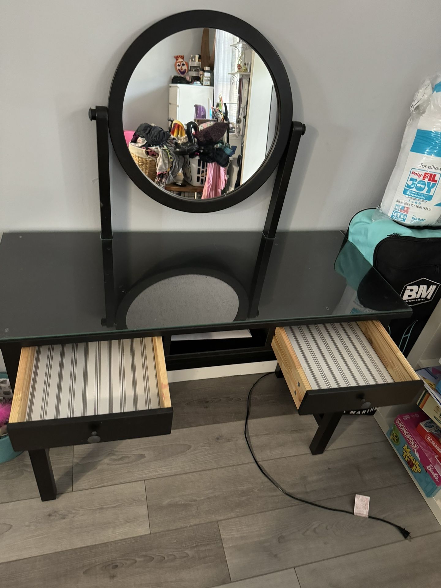 Makeup Vanity