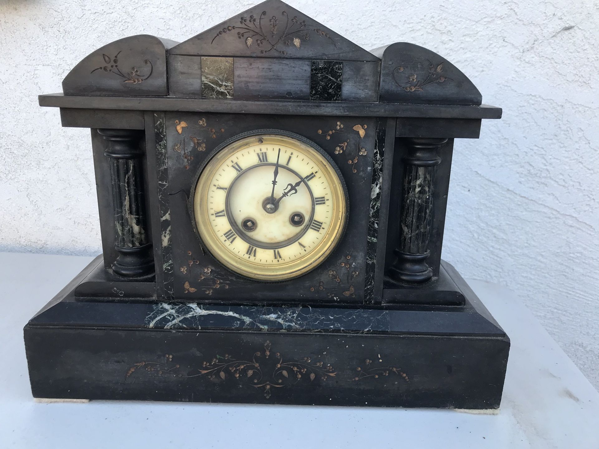 Mantle Clock Antique Marble Chiming