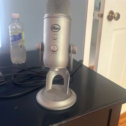 Silver Blue Snow Ball Microphone 