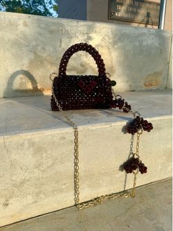 Handmade crystal bead heart crossbody handbag