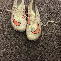 Nike Air Victory Zoom Size 7.5