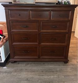 Tall brow dresser