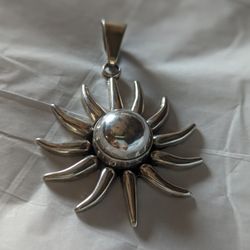 Silver Sun Pendant 925