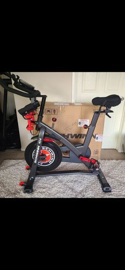 Schwinn IC4 Exercise Bike