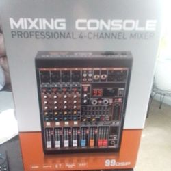Mixer Console 