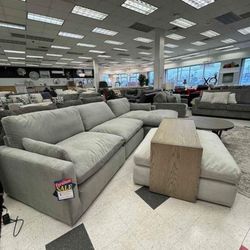 🌹Ashley 🌹 Sophie Cocoa 3-Piece Sectional Sofa Chaise Down Payment $250!!