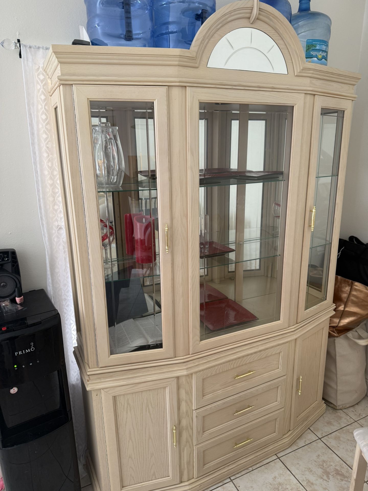 China cabinet