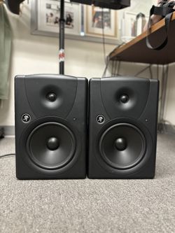 Mackie Mr8 Pro Active studio Monitor