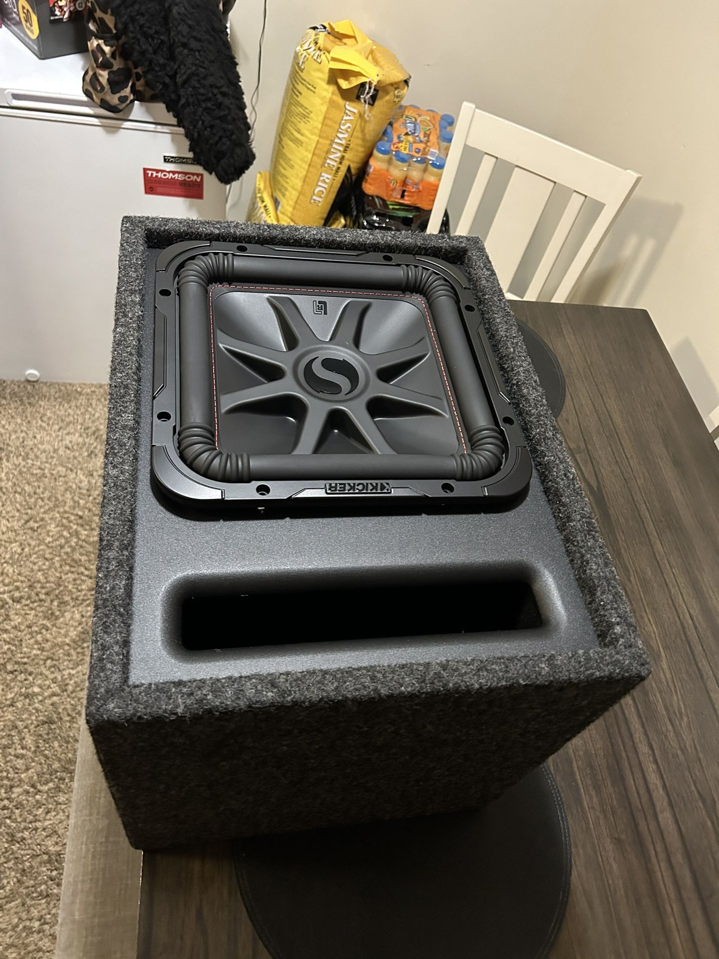 KICKER 45L7R124 12" 1200 Watt L7R Car Subwoofer- BRAND NEW WITH 12" Vented box