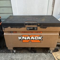 Knaack Job Box Gang Box 4824