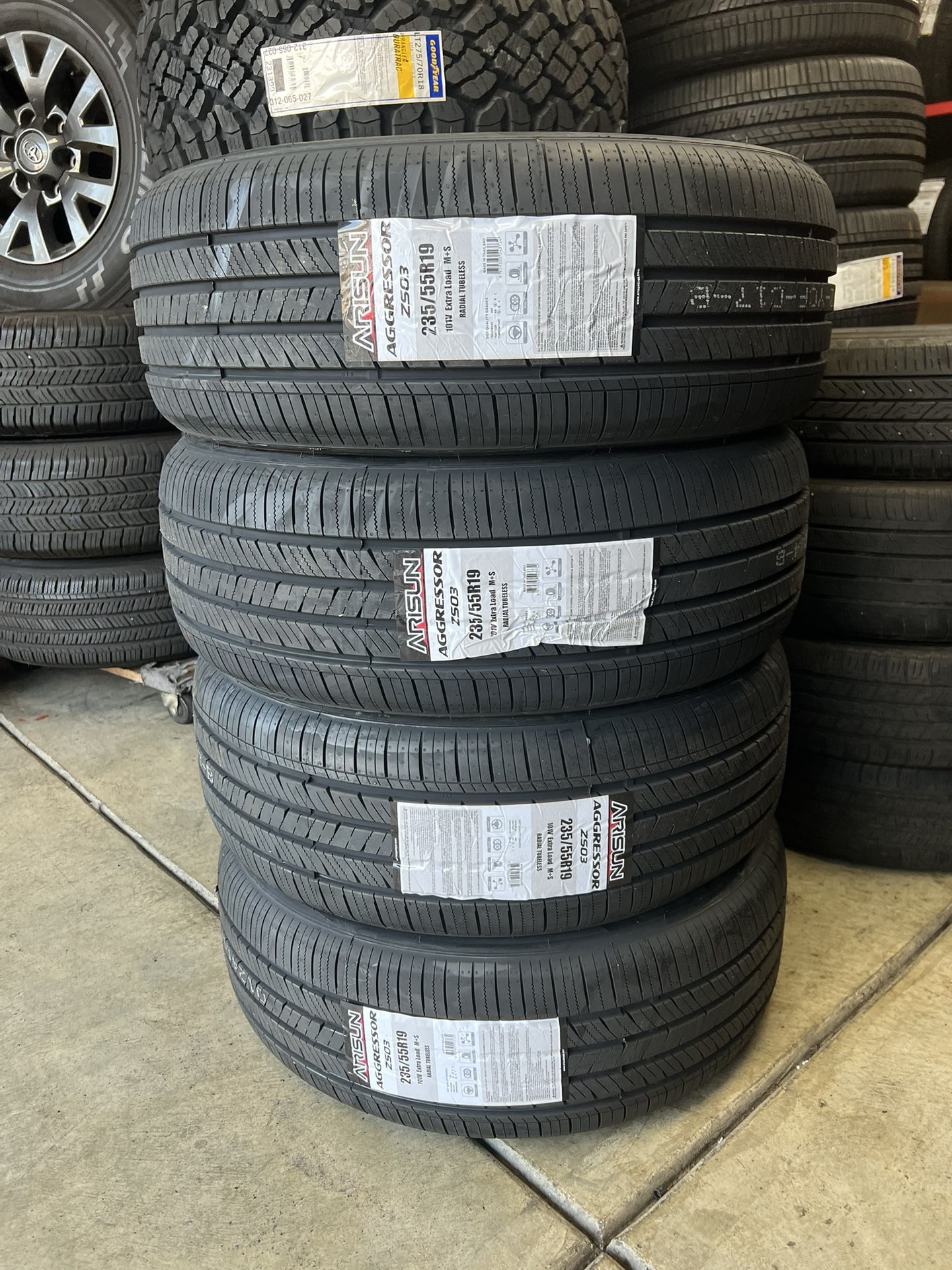 235 55 19 Arisun aggressor