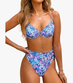 New beautiful bathing suit size S. See photos. Great 👍 Price. Cash only and PICKUP