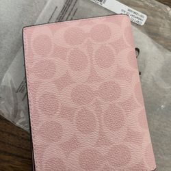 Coach powder pink Pink Passaport