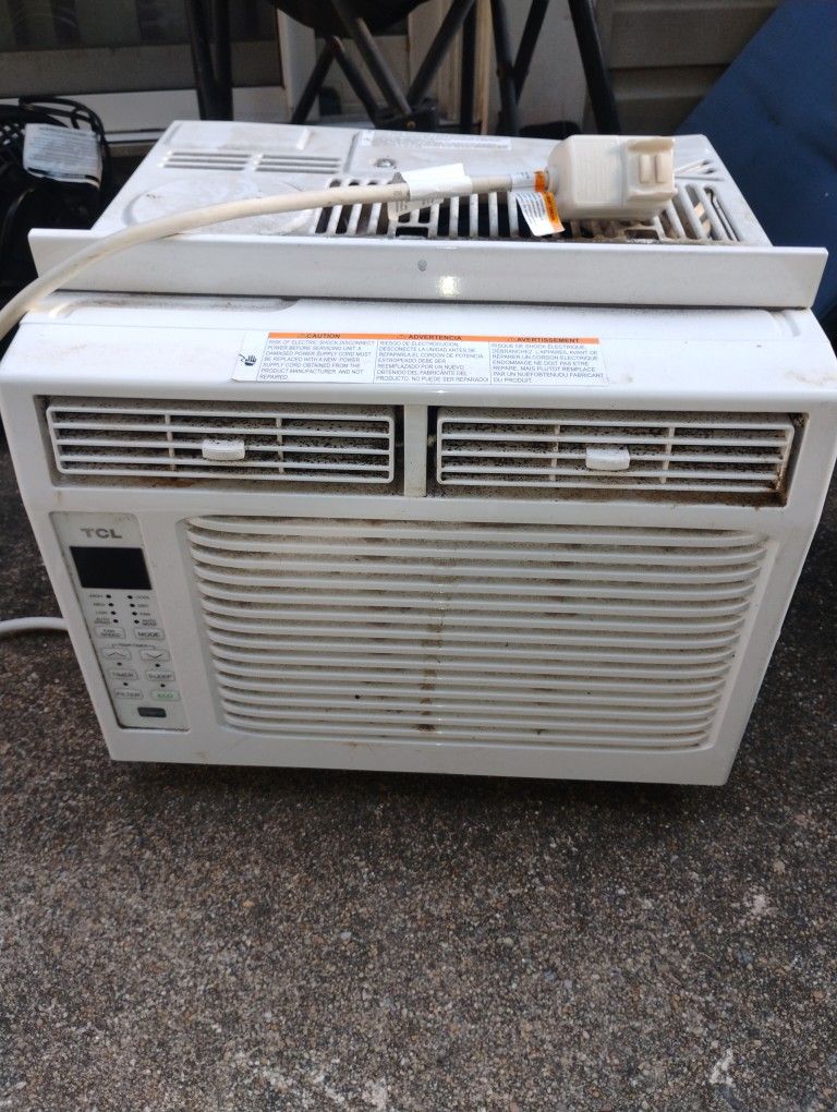 Window AC Unit