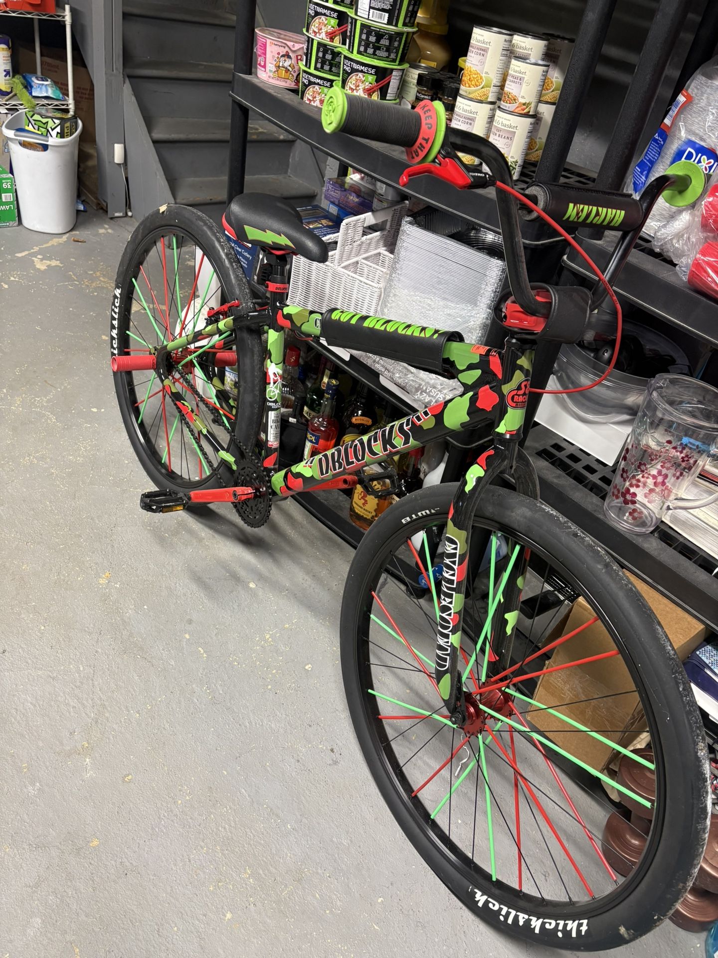 Se Bike 29” Dblocks Mint Condition 