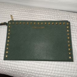 Never Used Michael Kors Pouch/clutch