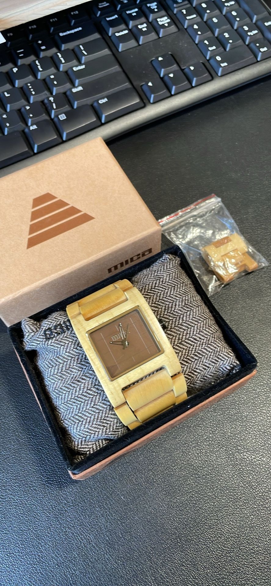 Mica The Drift Wood Watch