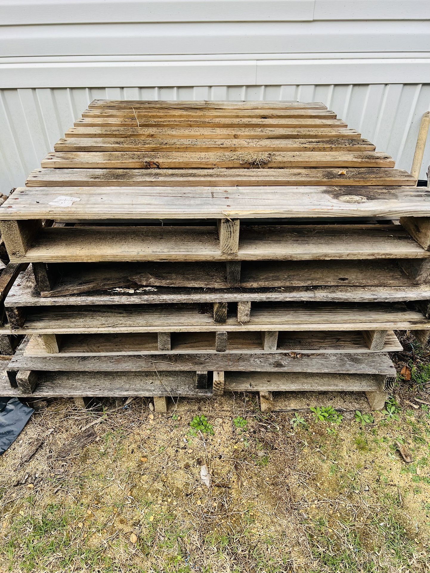 Free Pallets