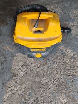 DeWalt vacuum